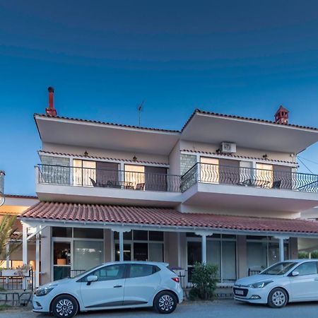 Properstay 101 - Casa Leonardo Chalkidiki 波利克罗诺 外观 照片